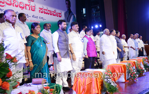 Congress Convention at Town Hall 1